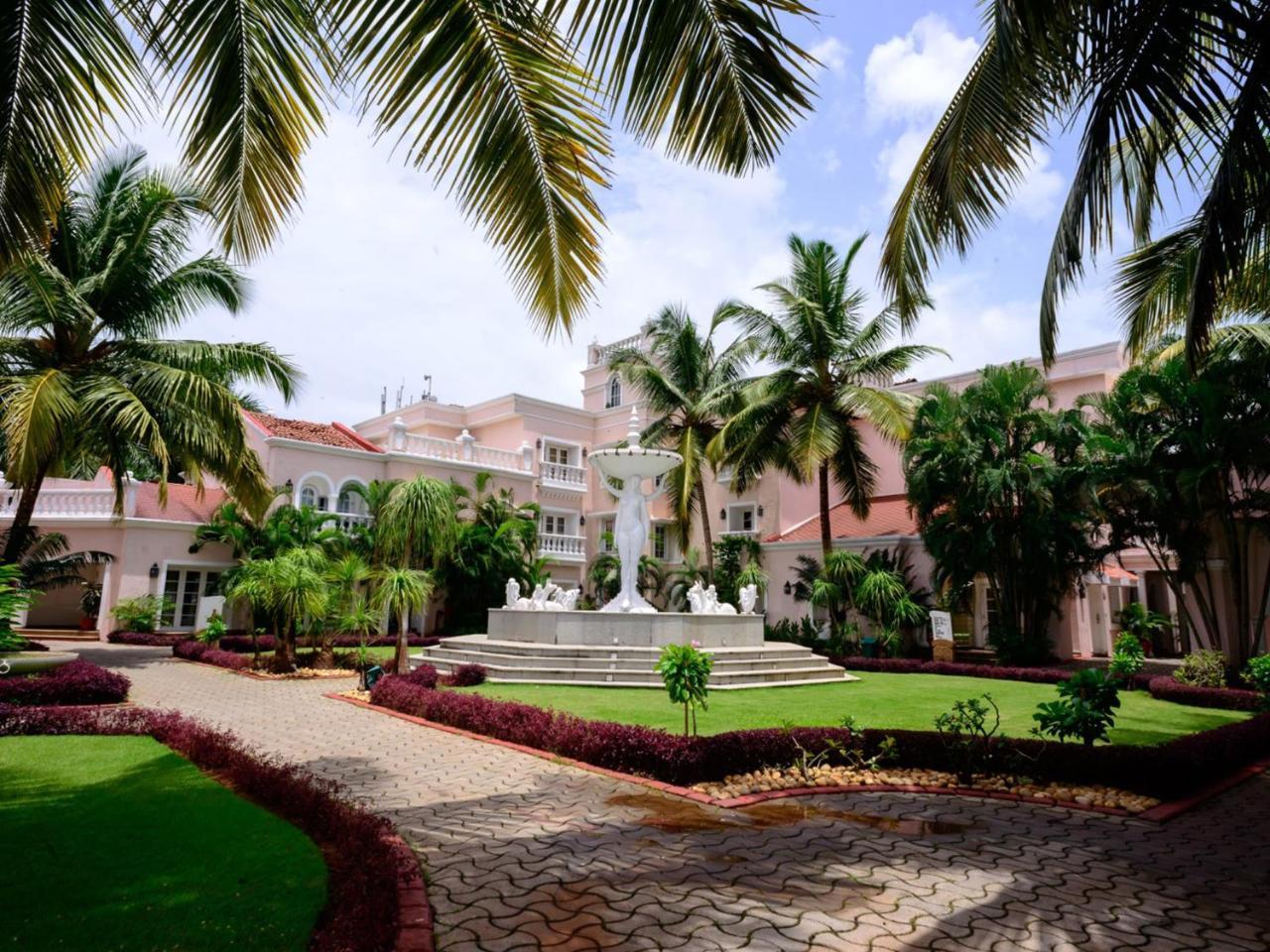 Club Mahindra Emerald Palms, Goa Бенаулим Экстерьер фото