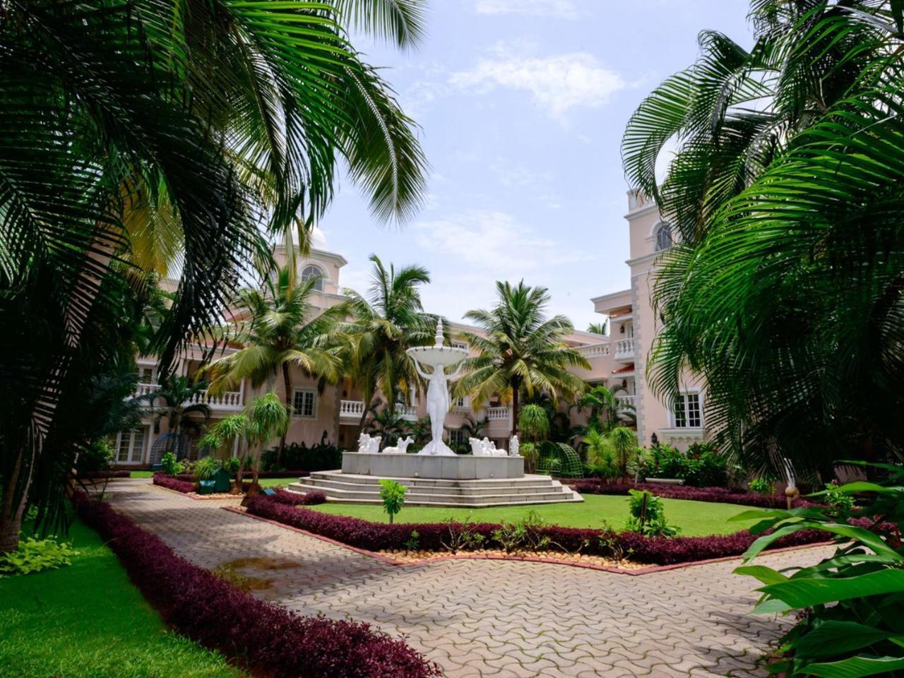Club Mahindra Emerald Palms, Goa Бенаулим Экстерьер фото
