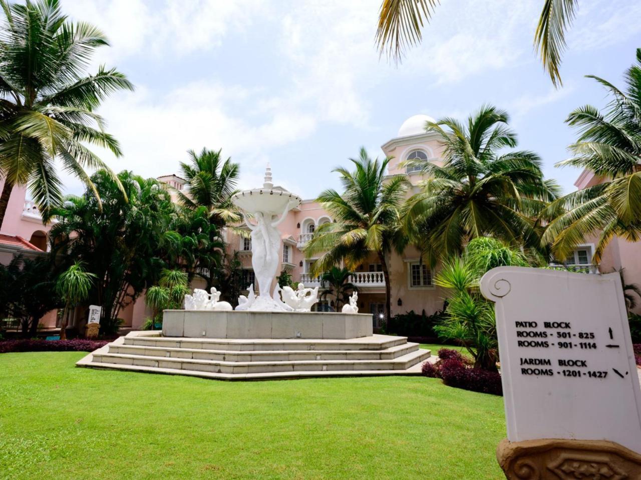 Club Mahindra Emerald Palms, Goa Бенаулим Экстерьер фото