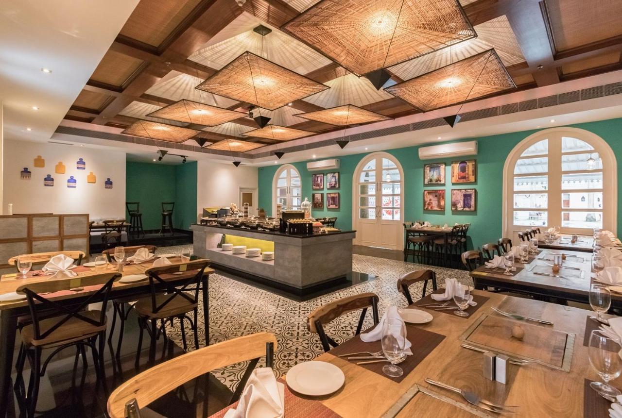 Club Mahindra Emerald Palms, Goa Бенаулим Экстерьер фото